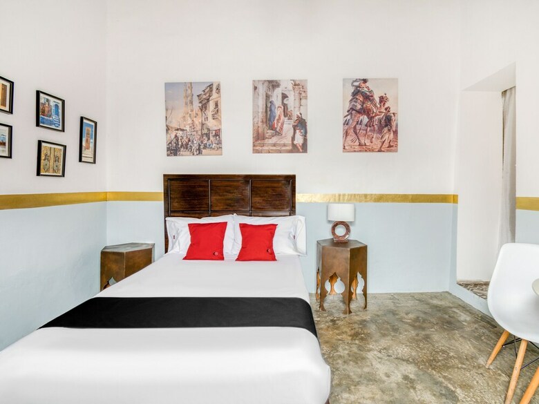 Hotel Capital O Riad
