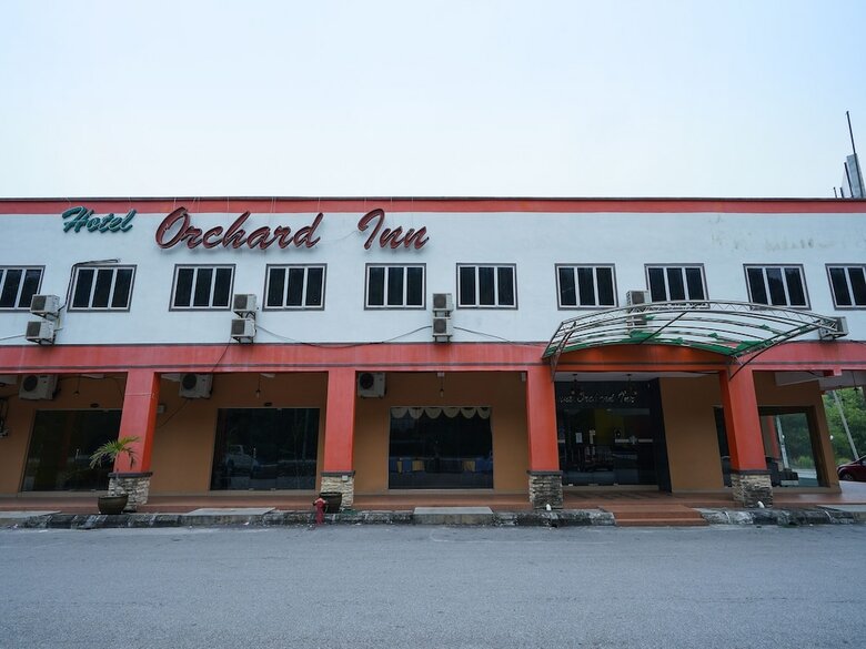 Oyo 44083 Hotel Orchard Inn
