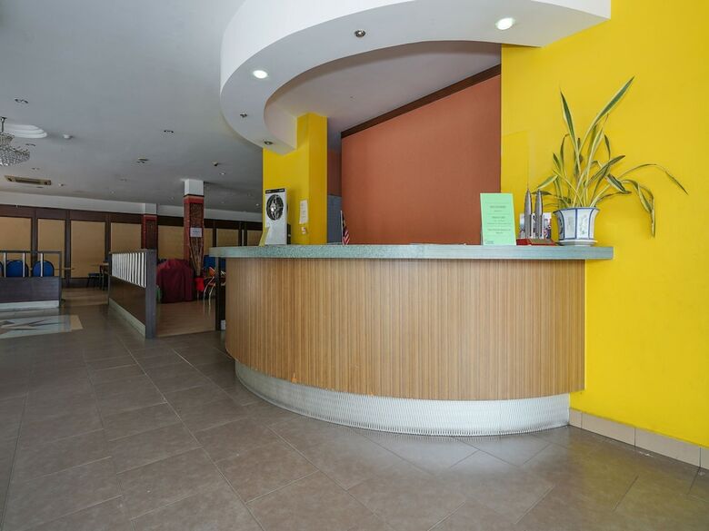 Oyo 44083 Hotel Orchard Inn