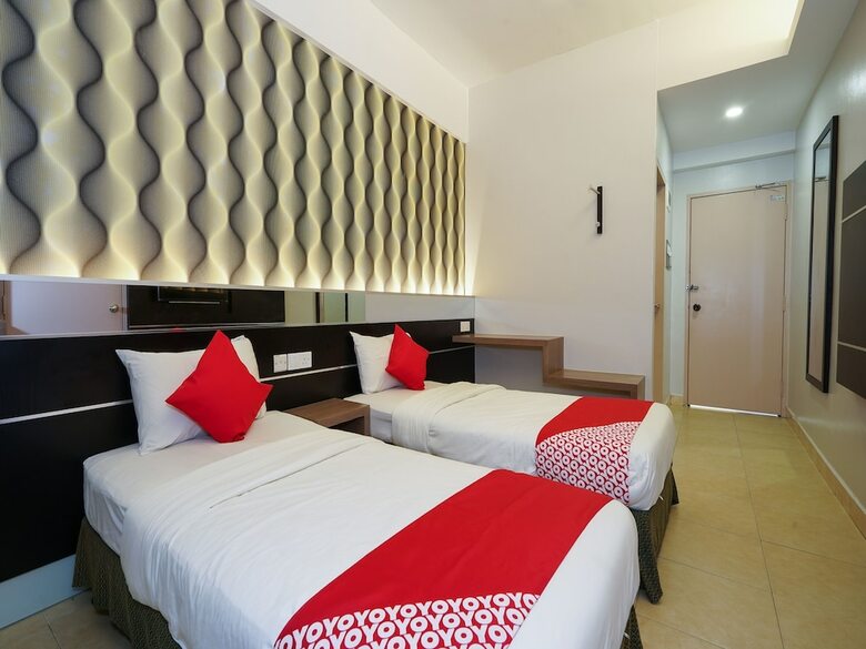 Oyo 44083 Hotel Orchard Inn