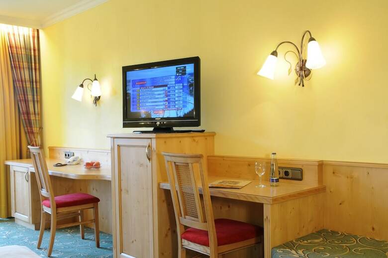 Hotel Zur Post Rohrdorf