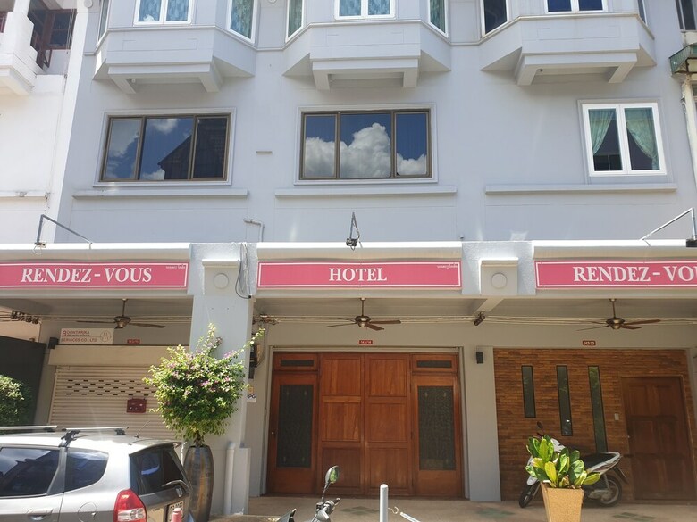 Rendez Vous Hotel