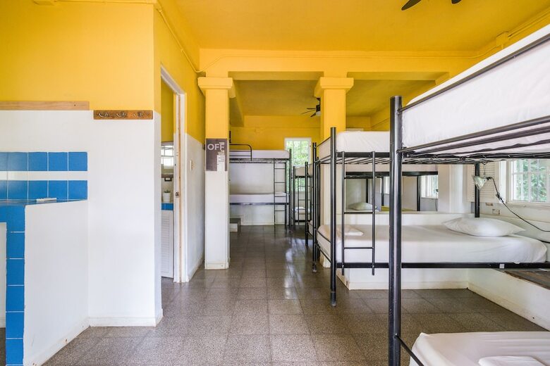 Hostal Selina Shared Manuel Antonio