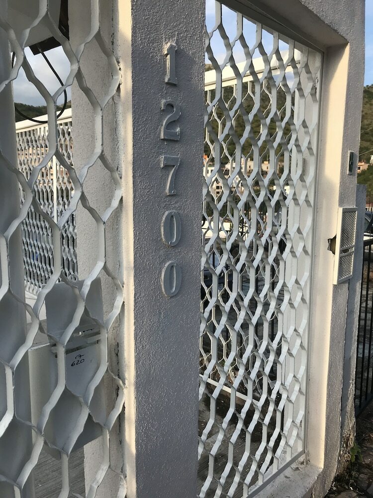 Oliler S House Terrace&parking