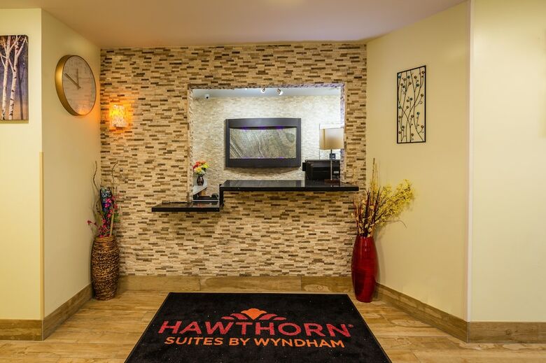 Hotel Hawthorn Suites By Wyndham St. Robert