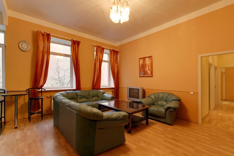 Stn Apartments Near Hermitage