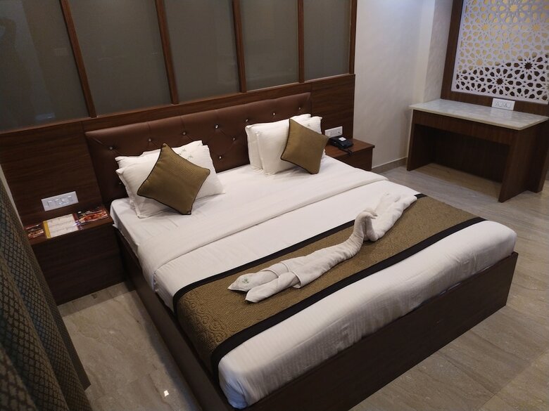 Hotel  White  Boutique