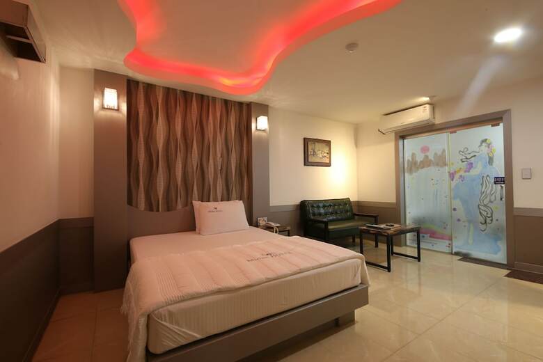 Hotel Midas