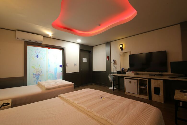 Hotel Midas