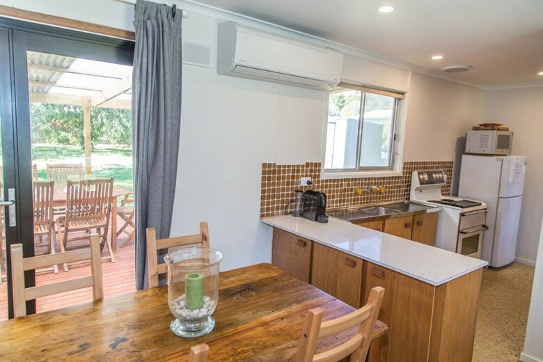 17 Broadbeach Drive