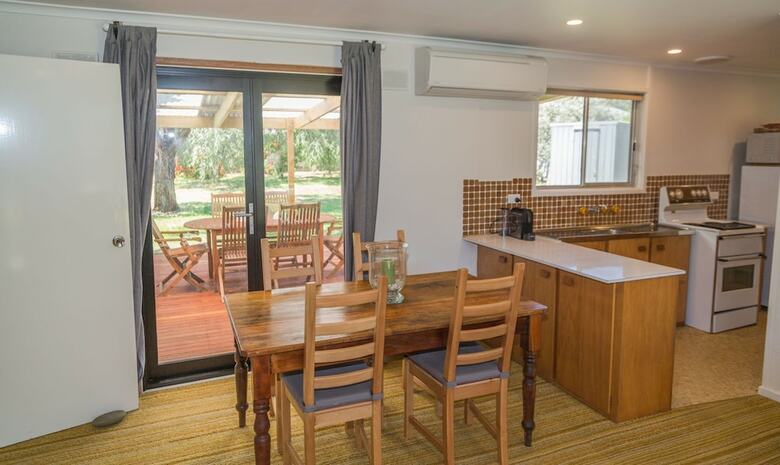 17 Broadbeach Drive