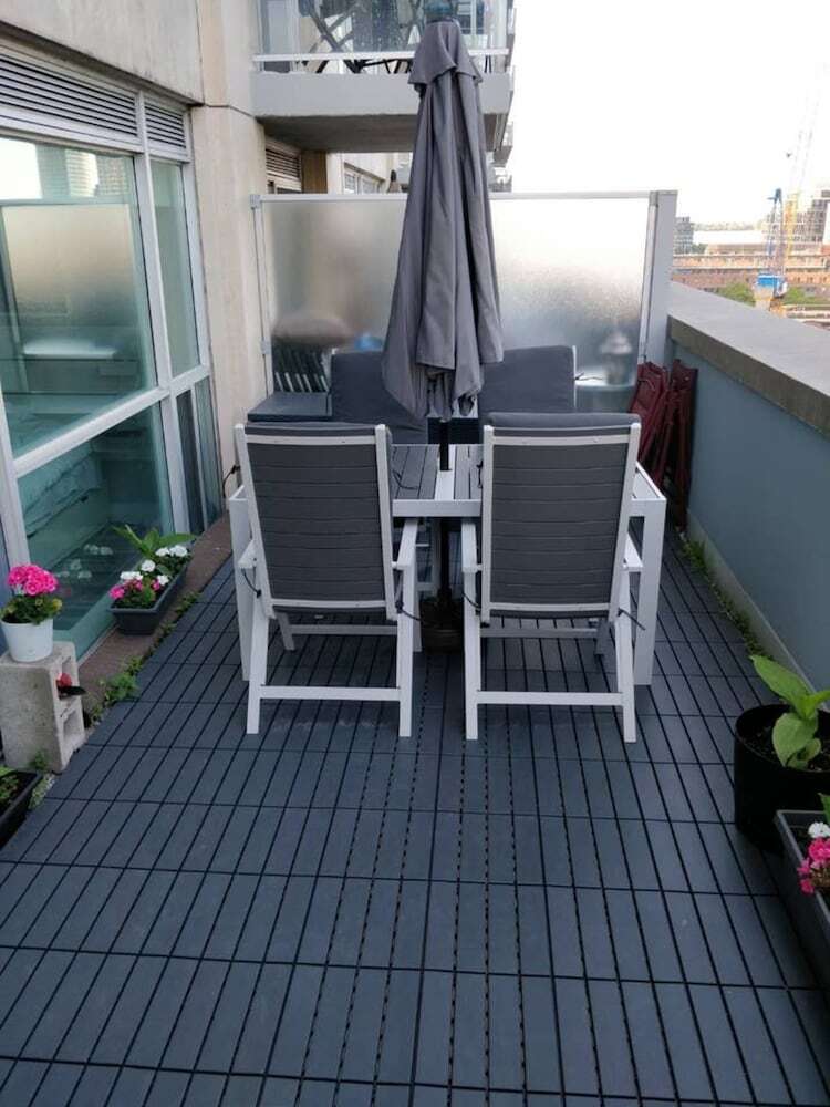 Renovated Downtown Toronto Apartment With Balcony