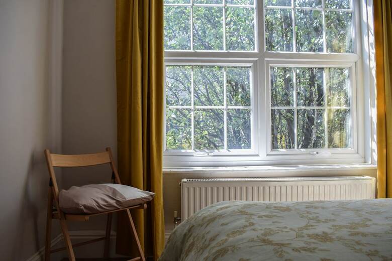 Charming 3 Bedroom Apartment From Cutty Sark