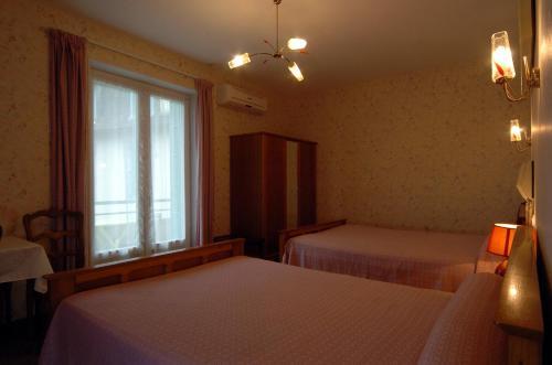 Hotel H�tel Du Lion D'or