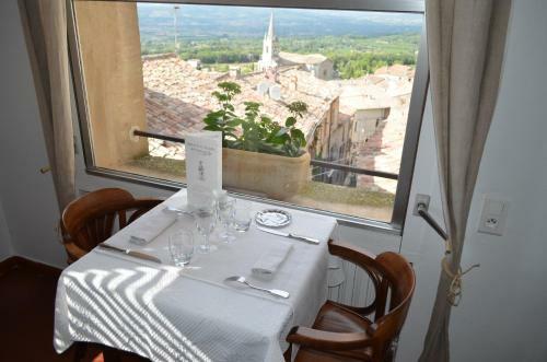 Hotel H�tel Restaurant Panoramique C�sar