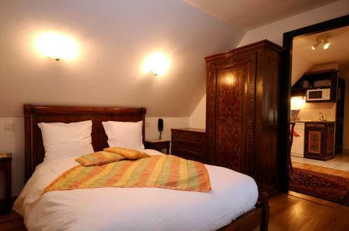 Hotel H�tel-r�sidence La Cour Du Bailli