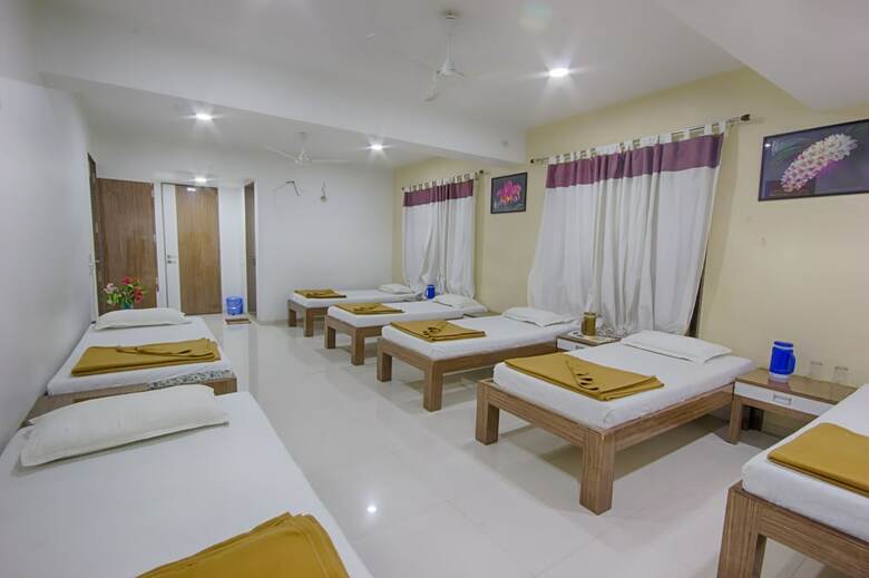 Hotel Grand Ashwin Executive