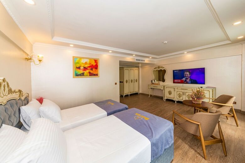 Czn Burak Hotel