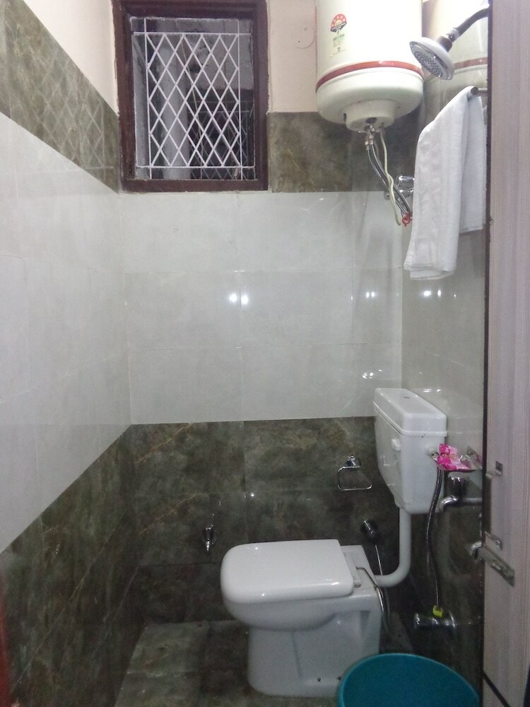 Hotel Sri Sai Inn