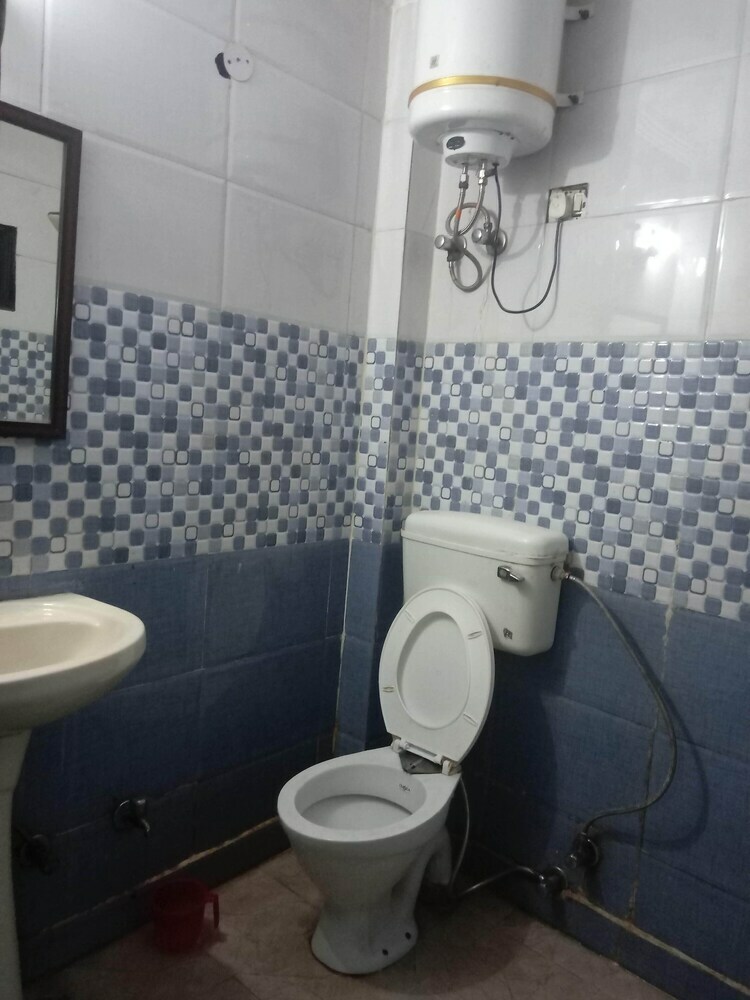 Hotel Sri Sai Inn