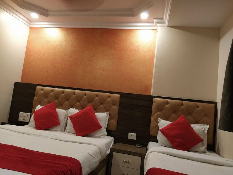 Hotel Highland Residency