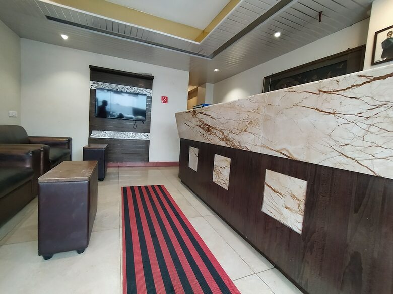 Hotel Highland Residency