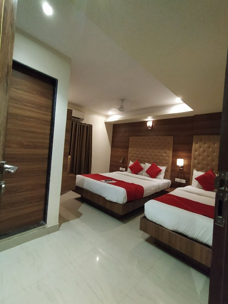Hotel Highland Residency