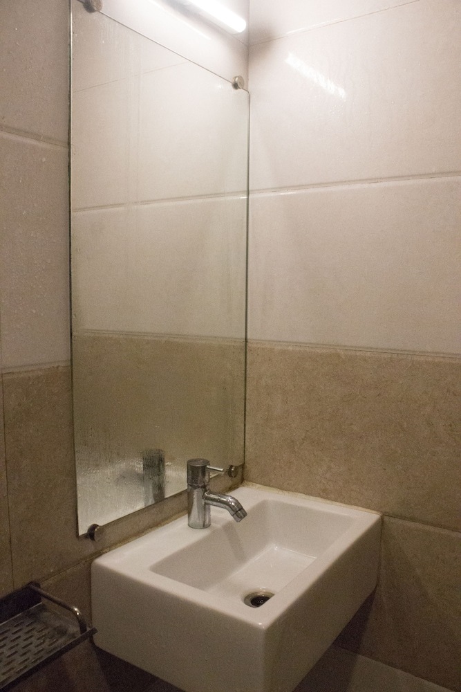 Hotel Highland Residency