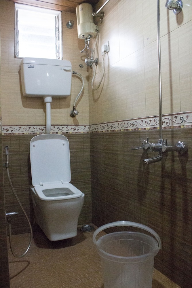 Hotel Highland Residency