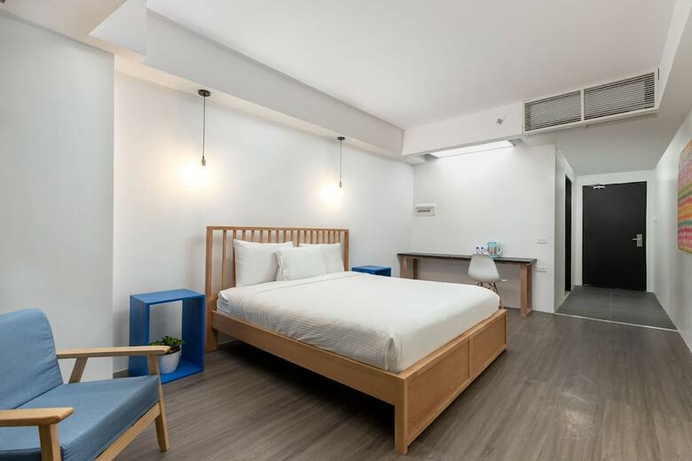 Hostal Draper Startup House For Entrepreneurs