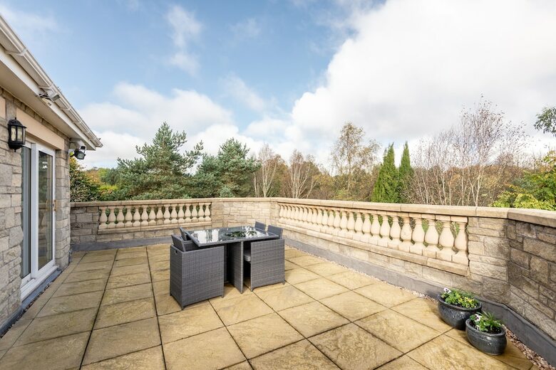Apartamentos Luxury 6-bed House With Pool
