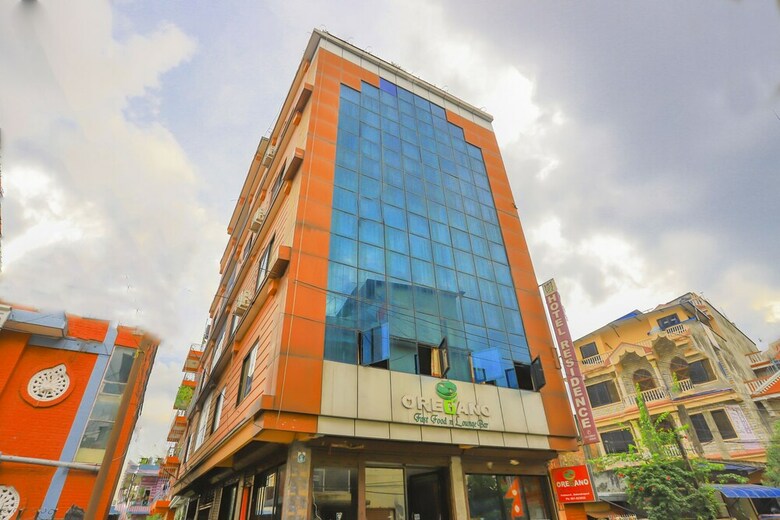 Oyo 574 Hotel Residence