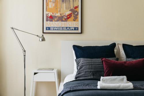 City Apartment By Loft Affair