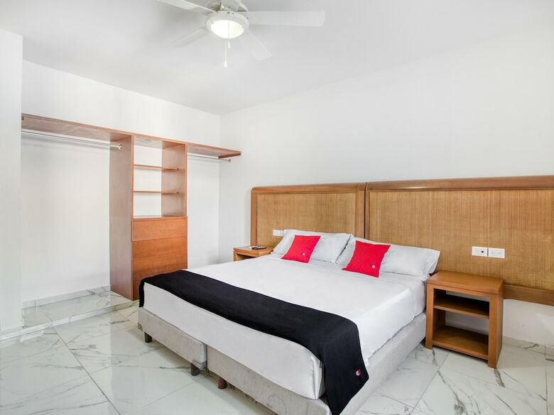 Capital O Hotel Yukon