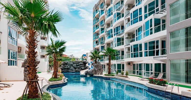 Apartamentos Centara Grand Avenue By Pattaya Holiday