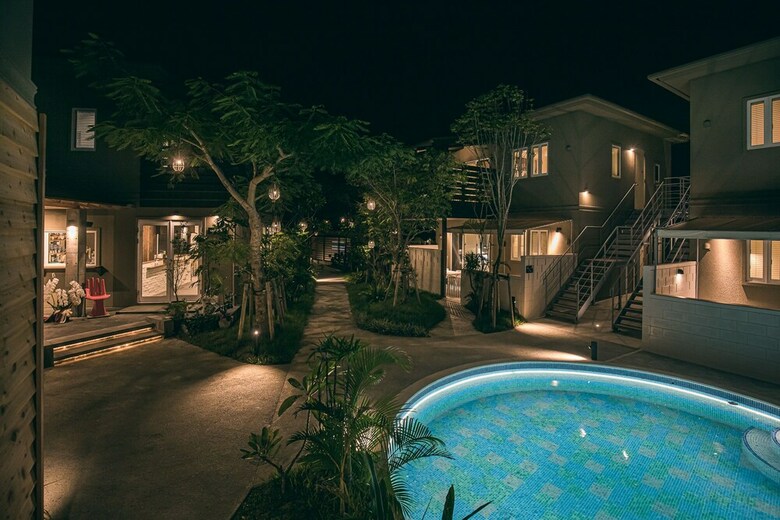 Villa Maeda Beach Hotel