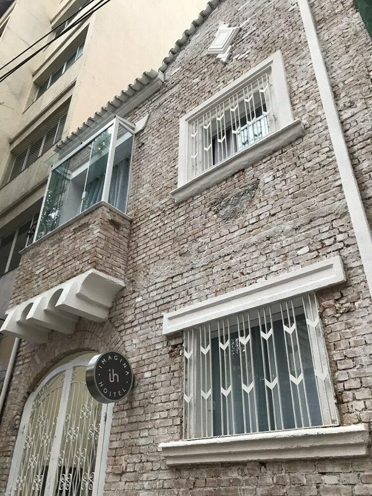 Hostal Imagina Hostel