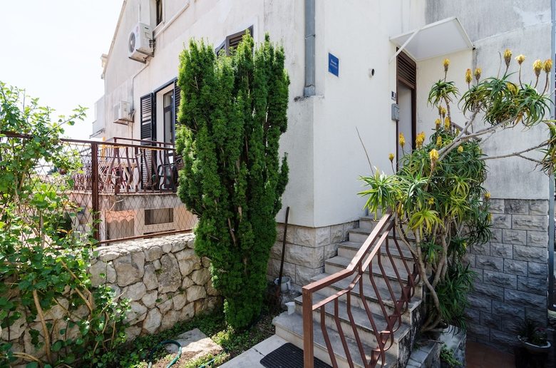 Hotel Apartmani Princ Hrvoje