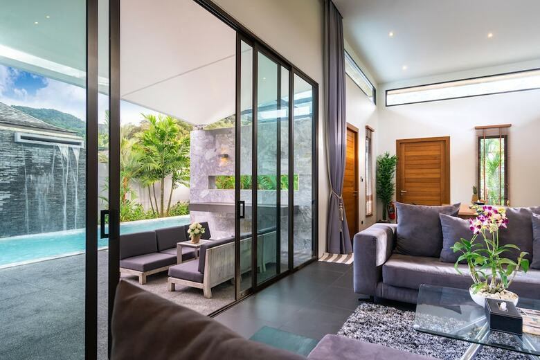 Luxurious 3 Bedroom Designer Pool Villa