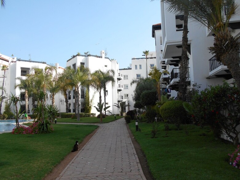 Lovely Two Bedroom Apartment Ref T24302