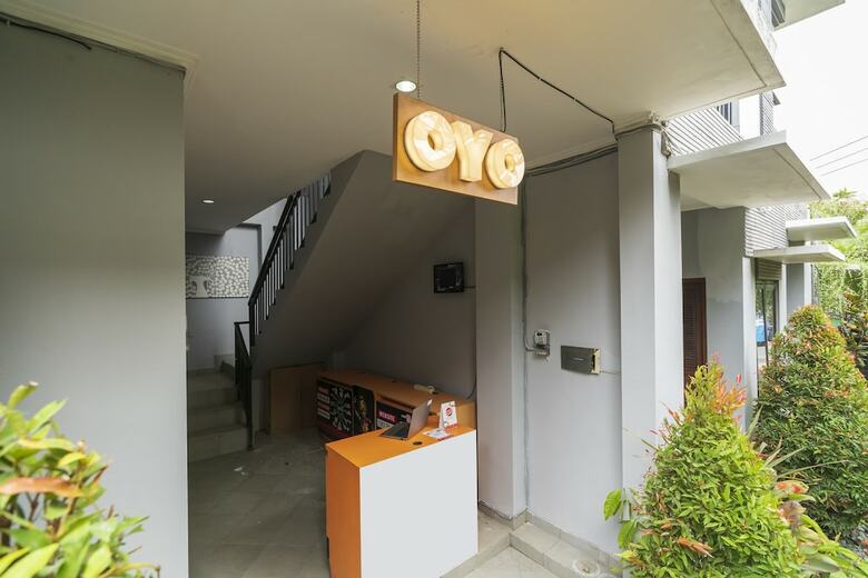 Hostal Oyo 1406 I Love Grass
