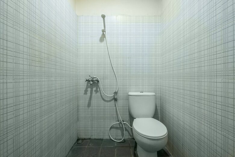 Hostal Oyo 1444 Hotel Patradisa