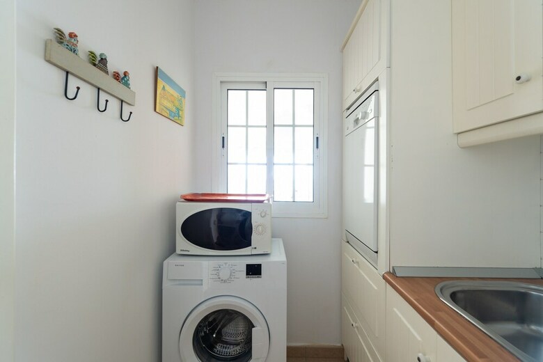Apartamentos Front Line With Terrace + Wifi