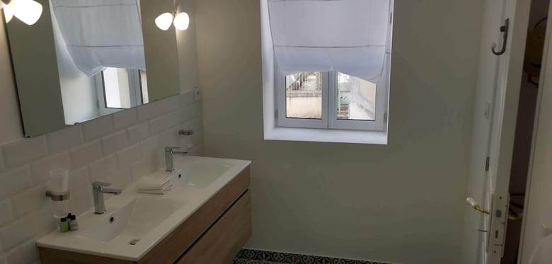 Bed & Breakfast La Centenaire Chambres Et Table D'hotes