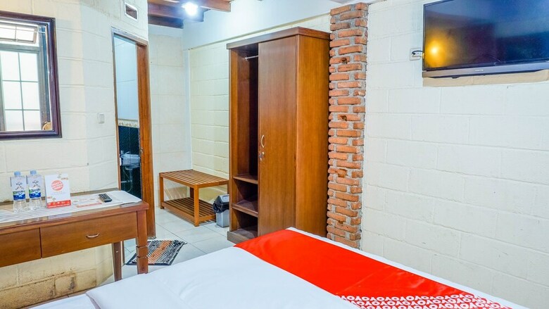 Hostal Oyo 1488 Hotel Cemara Asri