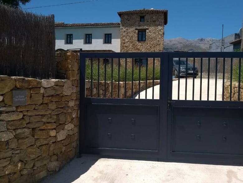 Four-bedroom House Near Ronda