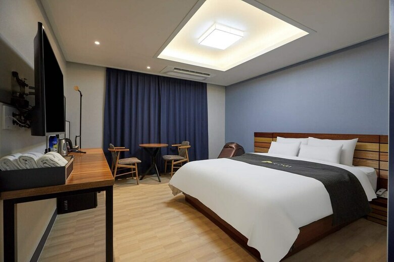 Gloa Hotel