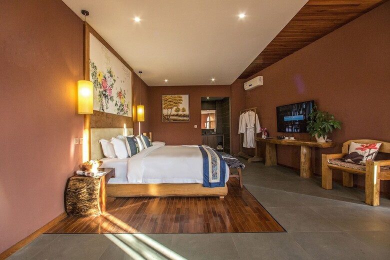 Posada Flower Place Inn