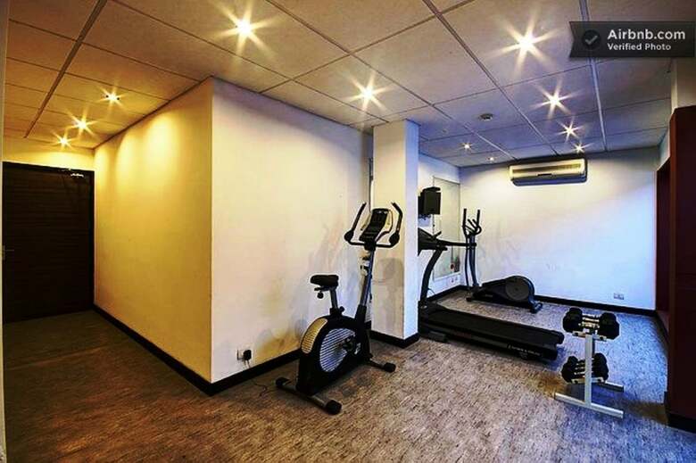 Hotel Royal Residence Huda City Centre