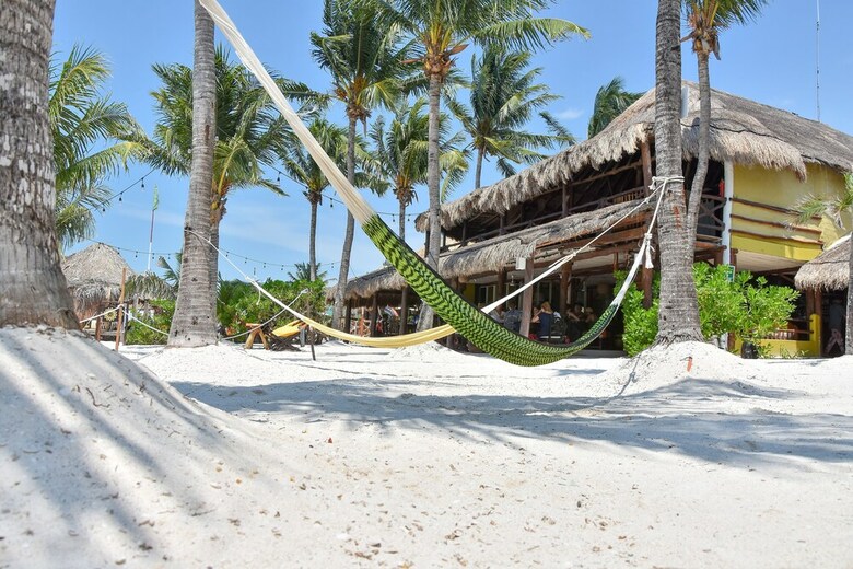 Amait� Beach Hotel